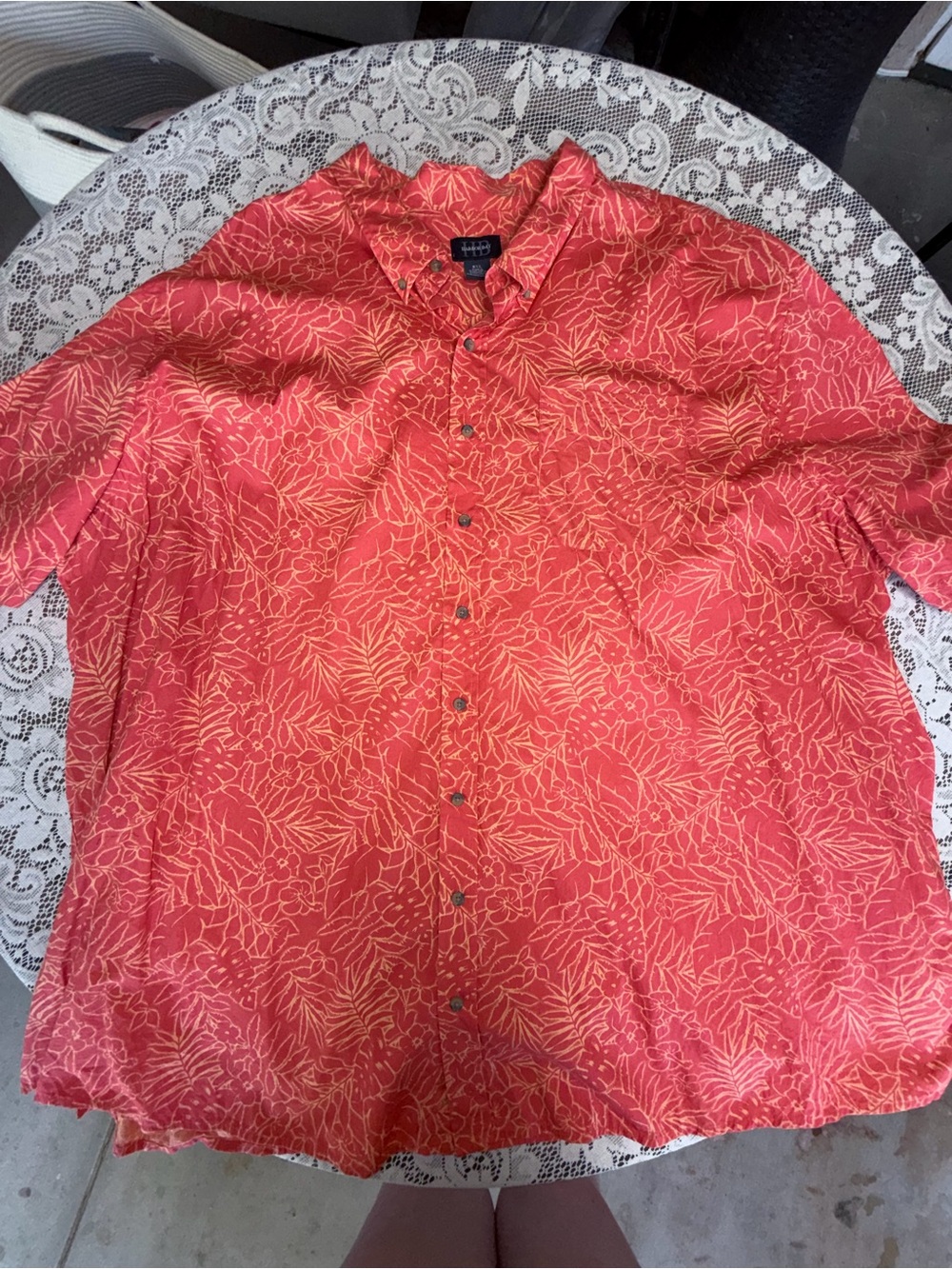 Tropical-Print Short-Sleeve Button-Up Shirt